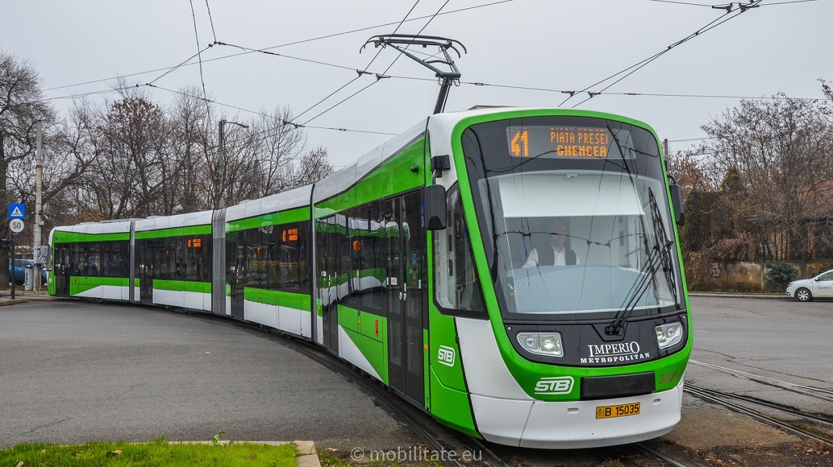 3805.jpg