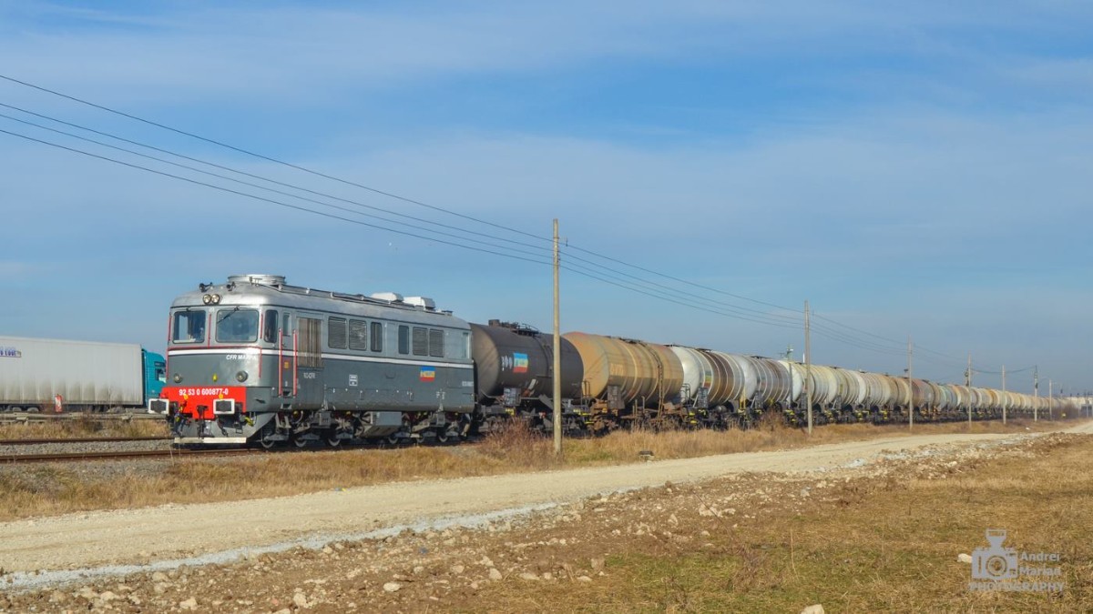 877 a.jpg