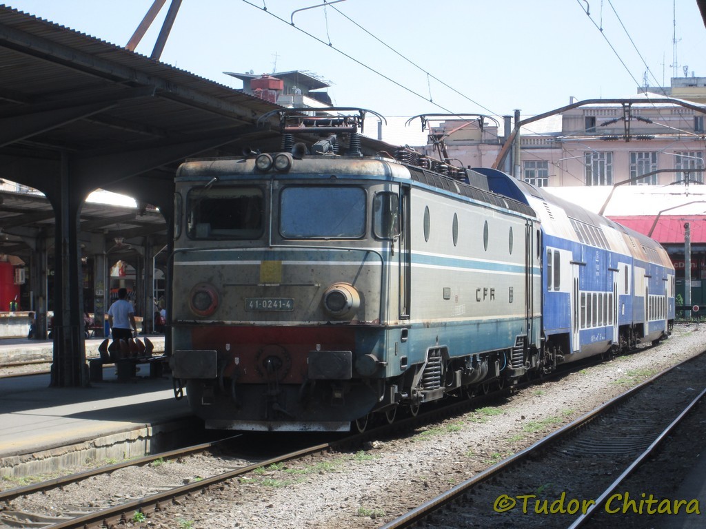 41-0241-4.jpg