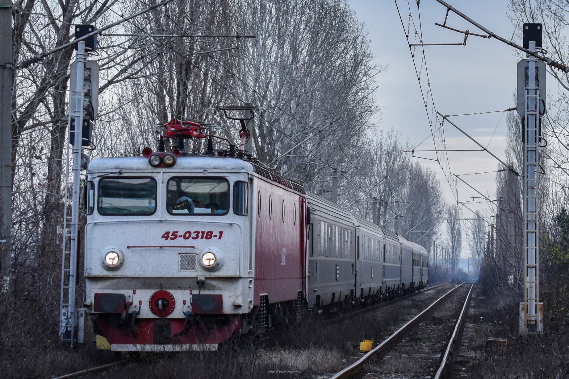 45-0318-1 - Ploiesti Est - IR1752 Suceava Nord-Bucuresti Nord - 23.12.2019.JPG